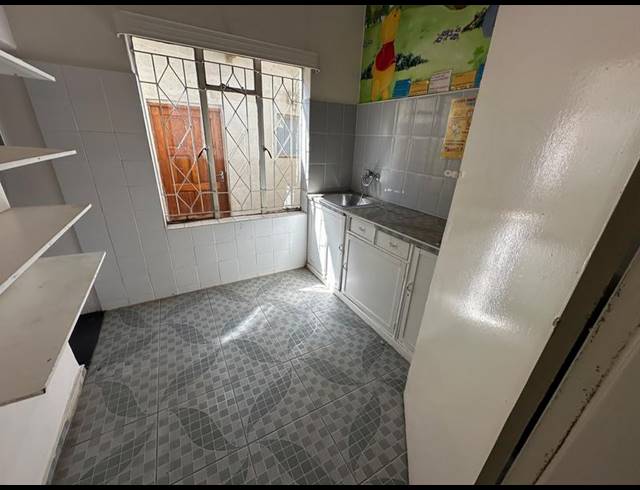 BUSINESS PROPERTY TO RENT IN PRIMROSE HILL